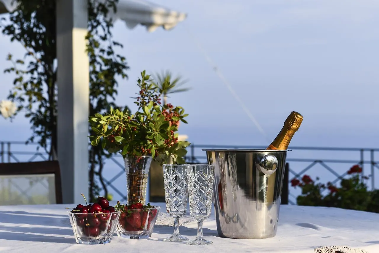Kete Deluxe Rooms Marina di Palma Bed & Breakfast